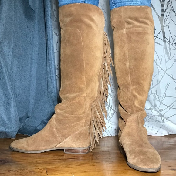 Suede under the knee boots - Picture 3 of 3